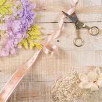 Artikel Geschenkband aus Polyester mit goldenen Schleifen 15mm x 18m Rosa