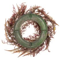 Artikel Künstlicher Kranz mit Farnzweigen aus Kunststoff, 35 cm, Bordeauxrot-Braun-Grün