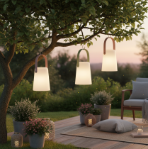 Artikel Tragbare LED-Lampe mit Henkel aus Kunststoff, 22 cm hoch, warmweisses Licht, Batteriebetrieb, 3er-Set