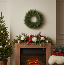 Artikel Kranz aus Kunststoff mit Nadelzweigen und Zapfen 40cm grün