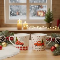 Artikel Weihnachtstassen aus Keramik 10 cm Rot-Weiss mit Auto und Tannenbaum 2er-Set