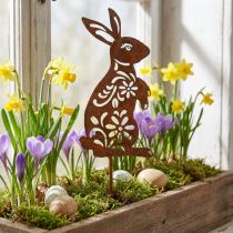 Artikel Gartenstecker Metall Hase mit Blumenmuster Rostoptik 9×15cm für Aussenbereich