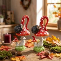 Artikel Herbstdekoration Fliegenpilz mit Igel aus Polyresin, H14cm, 2 Stück
