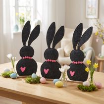 Artikel Tischdekoration Osterhase aus Filz Schwarz 45cm mit Herz und Pompons 3er-Set