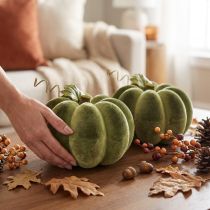 Artikel Kürbis Deko-Set grün 20 cm beflockt Samt-Optik 2 Stück Herbstdeko