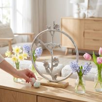 Artikel Tischdekoration Frühling Metallring mit Vogelmotiv H32,5cm Silber-Holz