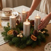 Artikel Stabkerzen 4er-Set Wachs Ø5×H30cm Platin Glitter Muster