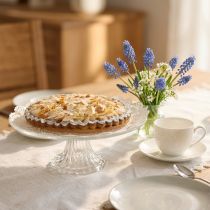 Artikel Attrappe Deko-Mandeltorte aus Kunststoff, Schaufensterdekoration, Ø 19 cm, Braun/Weiss