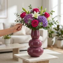 Artikel Vase aus Metall, bordeauxrot, glänzend, 29 cm hoch, für Raum- und Tischdekoration