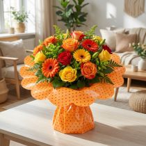 Artikel Blumenmanschette Kunststoff mit Punkten Ø54cm 100 Stück in bunten Farben