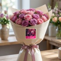 Artikel Etiketten aus Kunststoff mit Rosenmotiv, 3,5 x 3,5 cm, Lila, 500 Stück auf Rolle