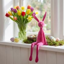 Artikel Beflockter Sitzhase 56 cm Pink – Osterdekoration für Innenbereich