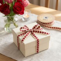 Artikel Dekoband aus Stoff mit roten Herzen, Geschenkband, Beige, 10mm x 15m