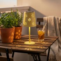 Artikel Solar Tischlampe aus gelbem Metall mit Blütenmuster, 28 cm, für Balkon und Terrasse
