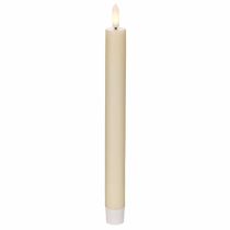 Artikel ProductNameLED-Spitzkerzen aus Echtwachs, 24 cm, Cremeweiss, warmweisses Licht, 2er-Set mit 6-Stunden-Timer/ ProductName
ProductDescription<h2>LED-Spitzkerzen aus Echtwachs für Tisch und Wohnraum</h2>
<p>Das Set enthält zwei LED-Spitzkerzen aus Echtwachs