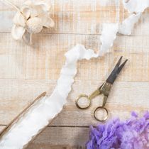 Artikel Rüschenband aus Organza 25mm Weiss 10m für Dekorationen