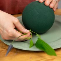 Artikel Steckschaum-Kugeln Grün Ø12 cm aus Nasssteckschaum, Set mit 5 Stück für floristische Dekoration