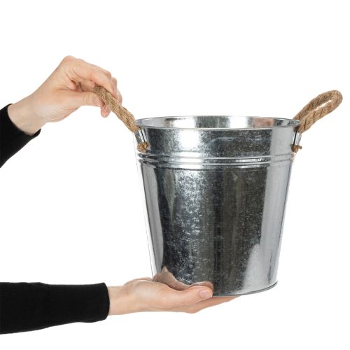 Blecheimer aus verzinktem Metall Ø22cm mit Seilgriffen in Silber für Innen- und Aussenbereich | Floristik24.ch
