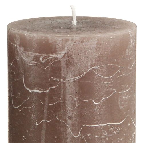 Artikel Durchgefärbte Stumpenkerzen Braun 85×150mm 2er Set – Dekorative Kerzen für gemütliche Atmosphäre und festliche Anlässe