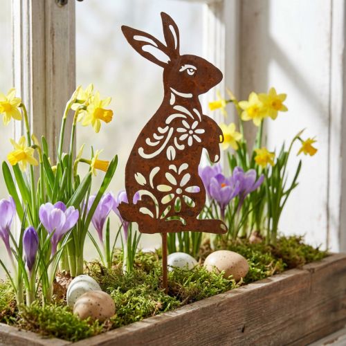 Gartenstecker Metall Hase mit Blumenmuster Rostoptik 9×15cm für Aussenbereich | Floristik24.ch