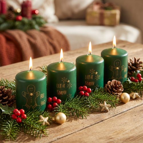 Weihnachtskerzen aus Wachs Ø5cm H6cm Grün mit Goldmotiv 4er Set für Advent und Deko | Floristik24.ch