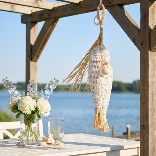 Fische aus Bast zum Hängen mit Muschel und Schneckenhaus, 38 cm lang, Weiss-Natur | Floristik24.ch