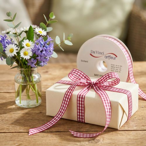 Geschenkband kariert Violett-Weiss 15mm x 20m aus Polyester und Viskose | Floristik24.ch