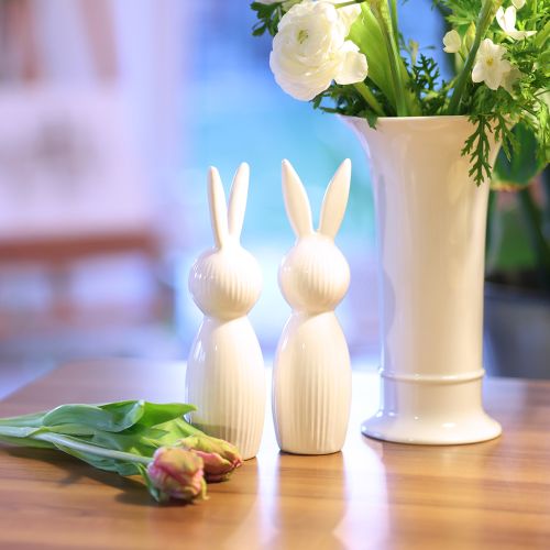 Artikel Schlichte Hasenfigur als dekoratives Objekt für moderne Frühlingsarrangements 22cm 2St