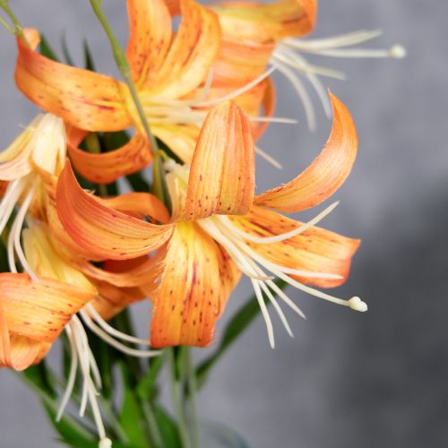 Artikel Kunstblumen Lilien Dekoration künstliche Lilien für Hochzeitsfeiern und Events 77cm 4St