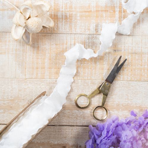 Rüschenband aus Organza 25mm Weiss 10m für Dekorationen | Floristik24.ch
