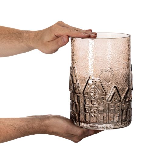 Windlicht aus braunem Glas mit Häuser-Relief, 23 cm hoch | Floristik24.ch