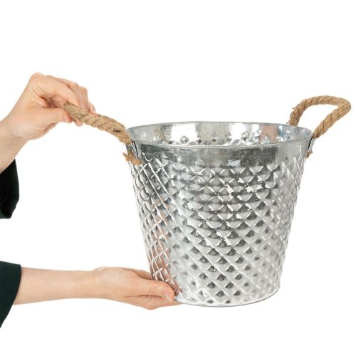 Zinktopf mit Rautenmuster und Seilgriffen aus Metall Ø24,5cm H21cm weiss gewaschen | Floristik24.ch