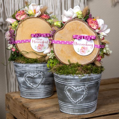 Blumentopf Metall Shabby Chic Herzmotiv Ø22cm H17.5cm Grau-Weiss | Floristik24.ch