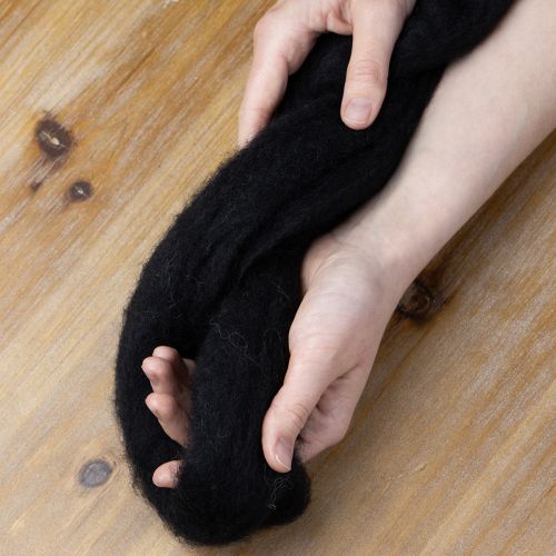 Artikel Dekowolle Filzwolle für kreative Bastelarbeiten und Floristikprojekte 2m Schwarz