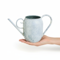 Deko-Giesskanne Metall Weiss-Blau 32x11x18cm für Innen- und Aussendekoration | Floristik24.ch
