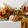 Herbstdeko Kürbis aus Mangoholz mit Metallstiel Natur Schwarz Ø12cm H13cm | Floristik24.ch