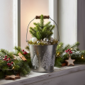 Deko-Eimer aus Zink mit Tannenmotiv und Holzgriff 13 cm | Floristik24.ch