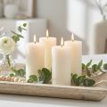 Stumpenkerzen aus durchgefärbtem Wachs in Wollweiss, 60x110mm, 4er Set, für Dekoration im Innenbereich | Floristik24.ch
