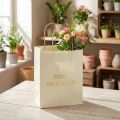 Papiertüten aus Papier mit Henkel und Goldaufdruck 20×11×25cm Creme, 6 Stück | Floristik24.ch