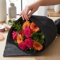 Floristen Krepppapier Schwarz 50x250 cm für Dekoration und Bastelarbeiten | Floristik24.ch