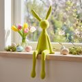 Kantenhocker Osterhase aus Kunststoff beflockt Gelbgrün 56cm sitzend | Floristik24.ch