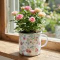 Pflanztasse aus Emaille Weiss Ø9,5cm mit Rosenmuster und Henkel – Dekorative Metallschale für Innen | Floristik24.ch