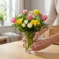 Glasvase klar Ø8cm H11cm für vielseitige Tischdeko | Floristik24.ch