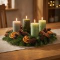 Stumpenkerzen durchgefärbt 70x100mm Grün mit drei Schattierungen im 12er-Set für Dekoration und Advent | Floristik24.ch