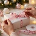 Geschenkband Polyester Rosa mit Sternmuster 15mm x 20m | Floristik24.ch