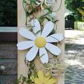 Floristik24 Holzblüten, Sommerdeko, Margeriten Gelb und Weiß, Deko-Blumen zum Hängen 4St