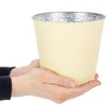 Metall Blumenübertopf Ø16cm H14cm Pastellgelb mit Blumenmuster für Innenbereich | Floristik24.ch